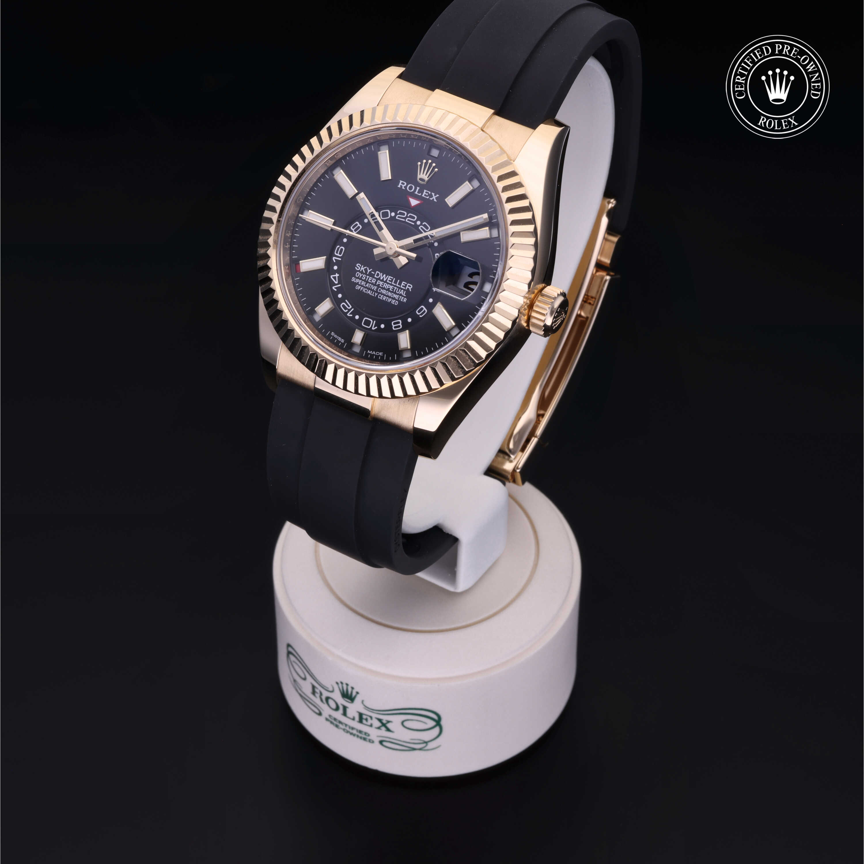 Rolex Sky-Dweller in Gold 18 Carat Yellow M326238-0009 at Davidson & Licht