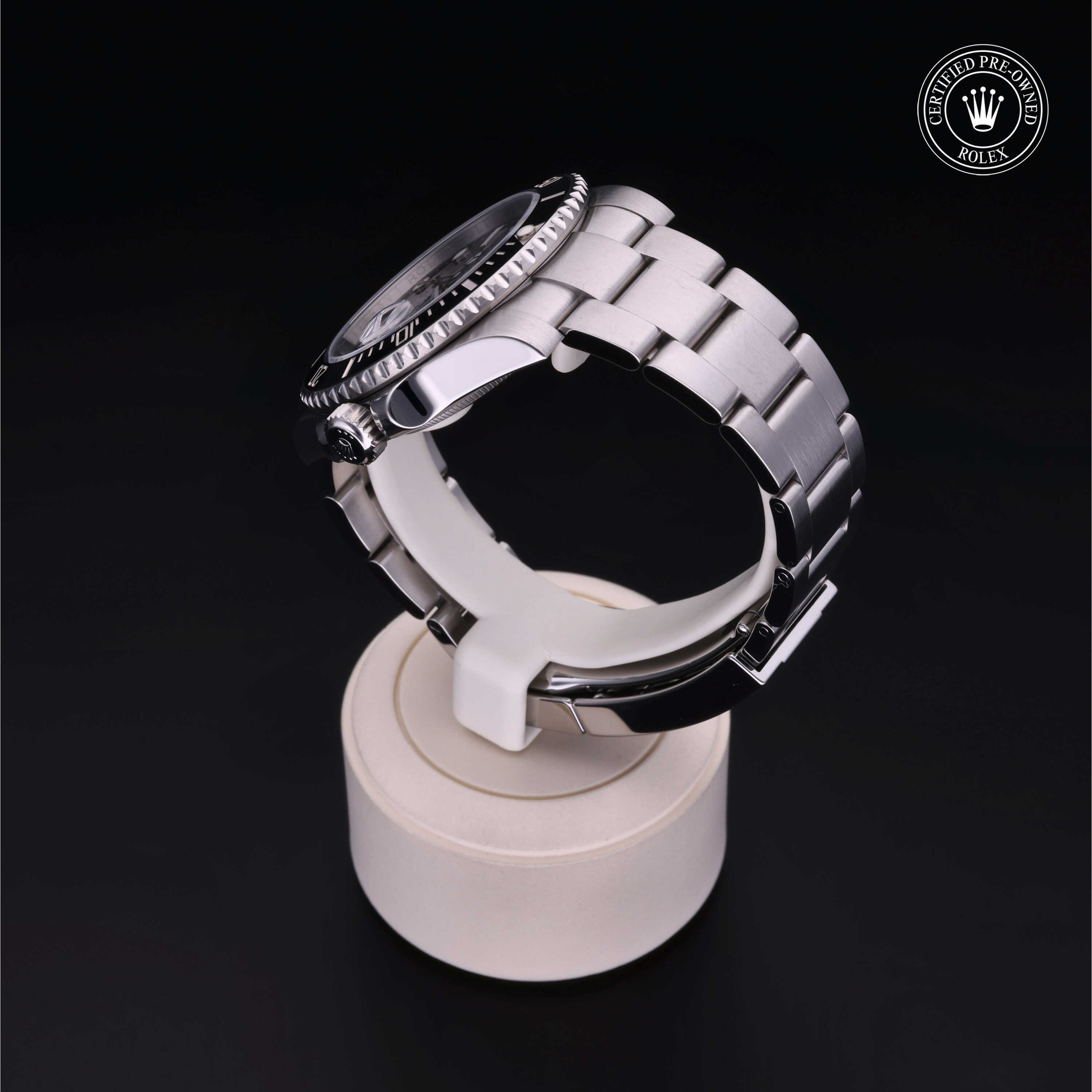 Rolex Submariner in Steel M116610LN-0001 at Davidson & Licht
