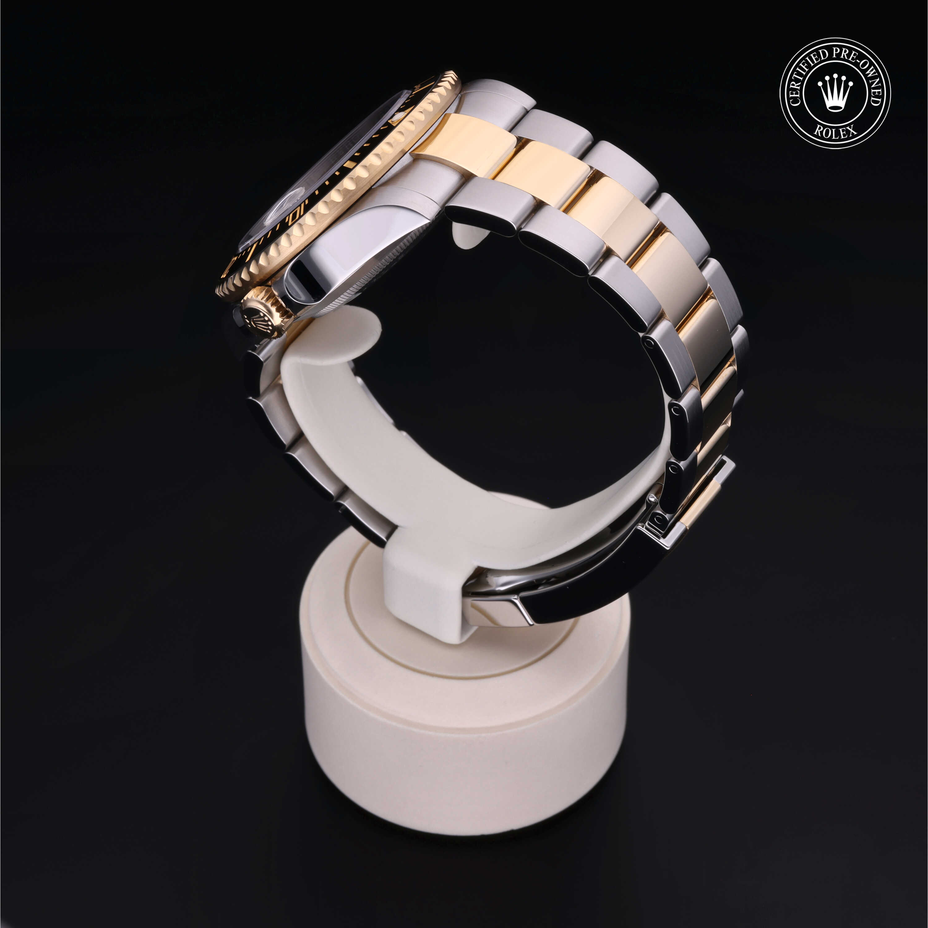 Rolex Sea-Dweller in Rolesor 18 Carat Yellow M126603-0001 at Davidson & Licht
