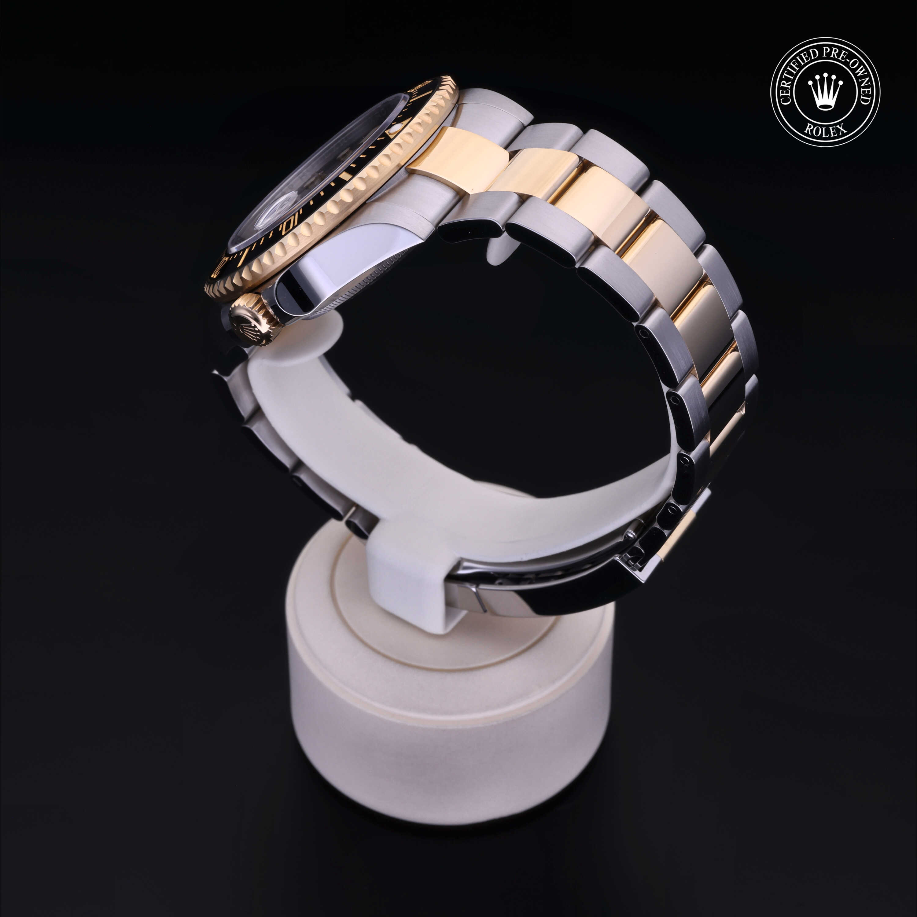 Rolex Sea-Dweller in Rolesor 18 Carat Yellow M126603-0001 at Davidson & Licht