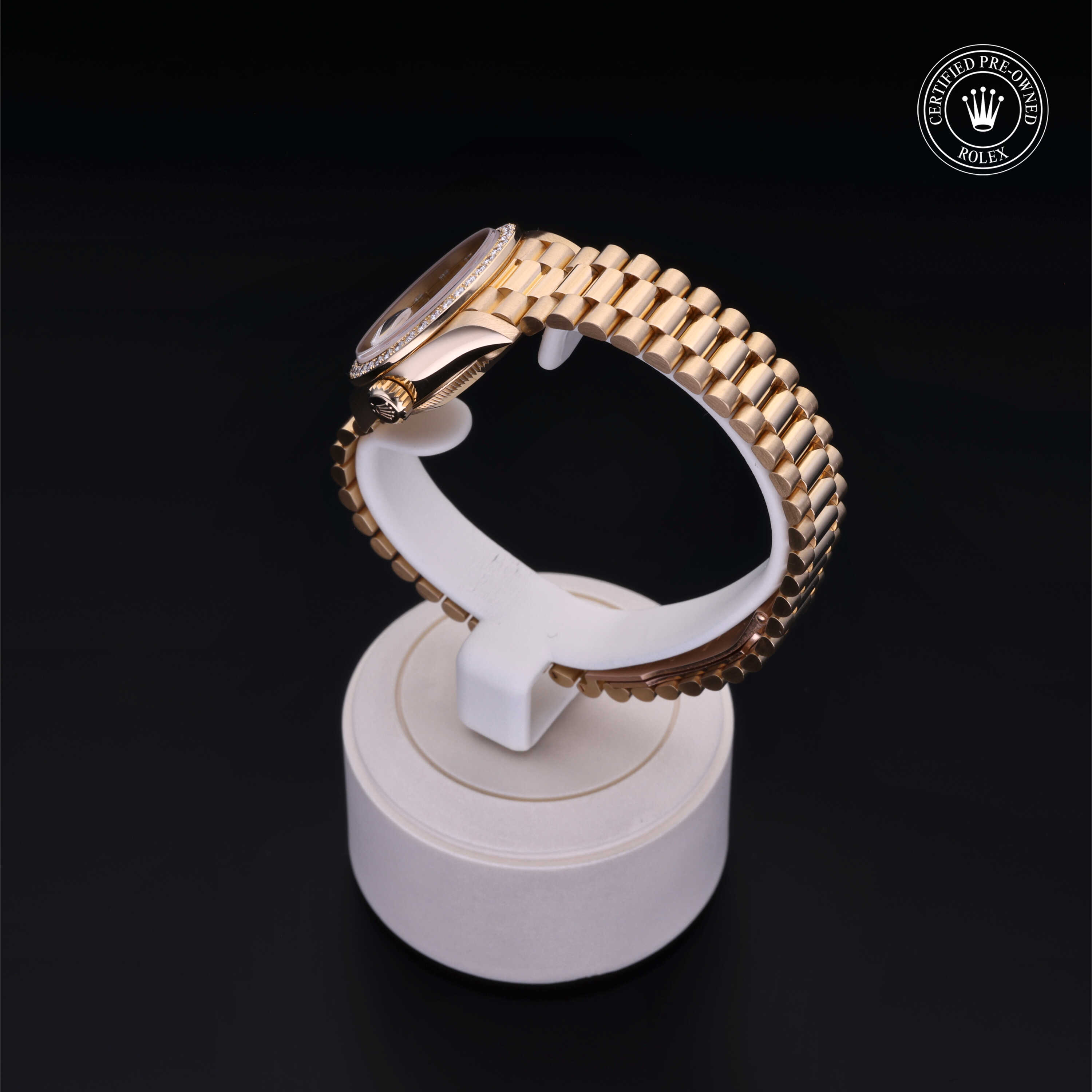 Rolex Lady-Datejust in Gold 18 Carat Yellow  at Davidson & Licht