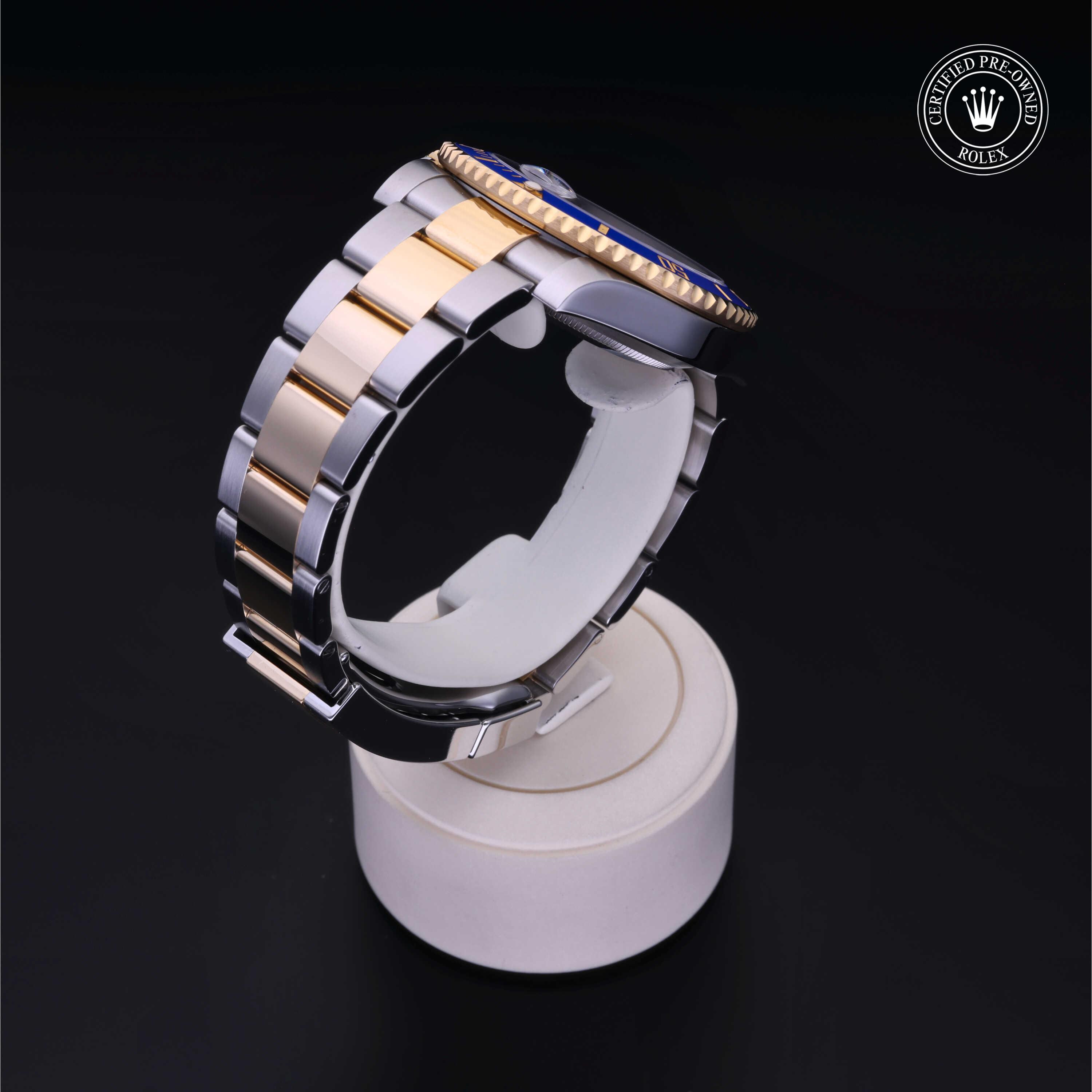 Rolex Submariner in Rolesor 18 Carat Yellow M116613LB-0005 at Davidson & Licht